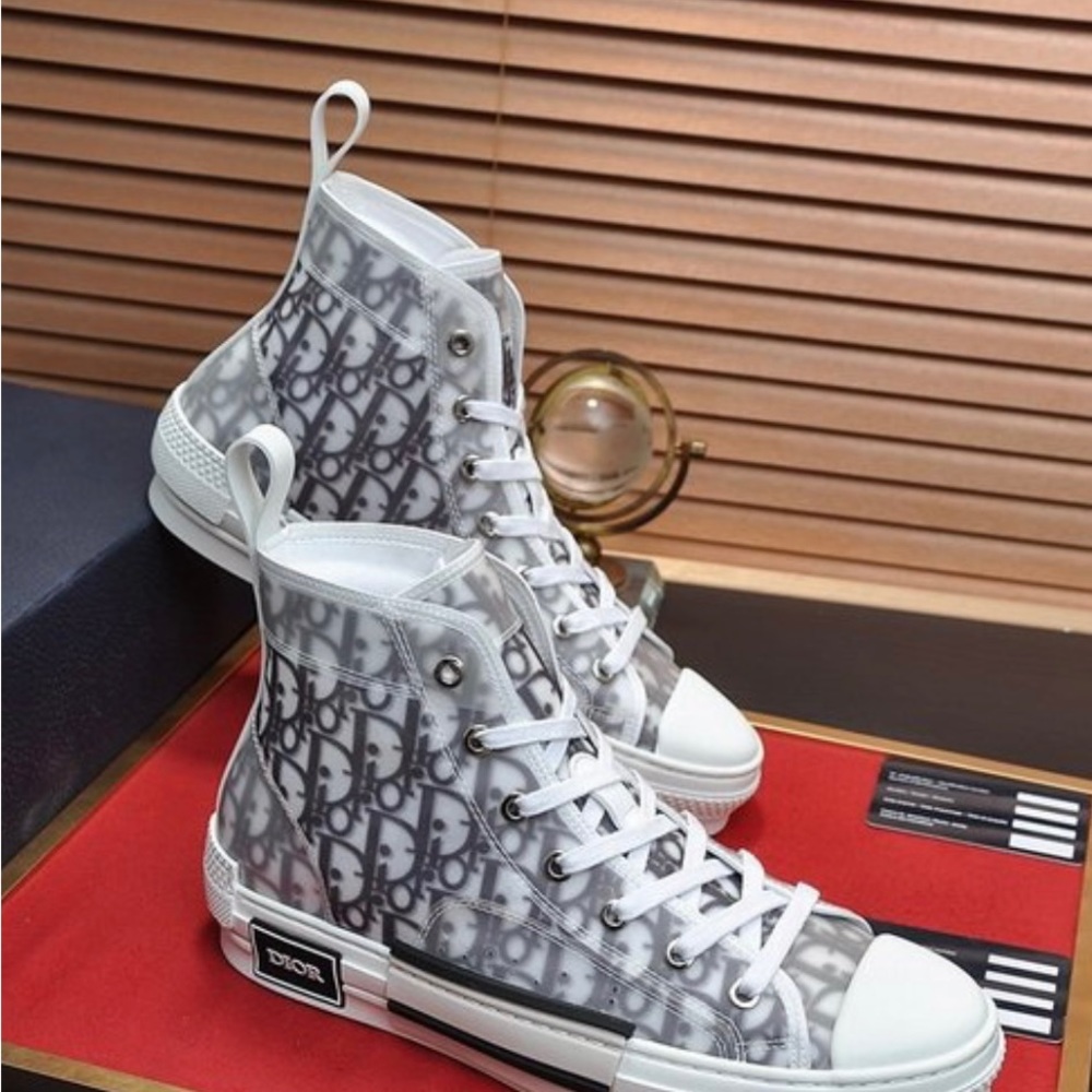 Christian Dior High top Sneakers